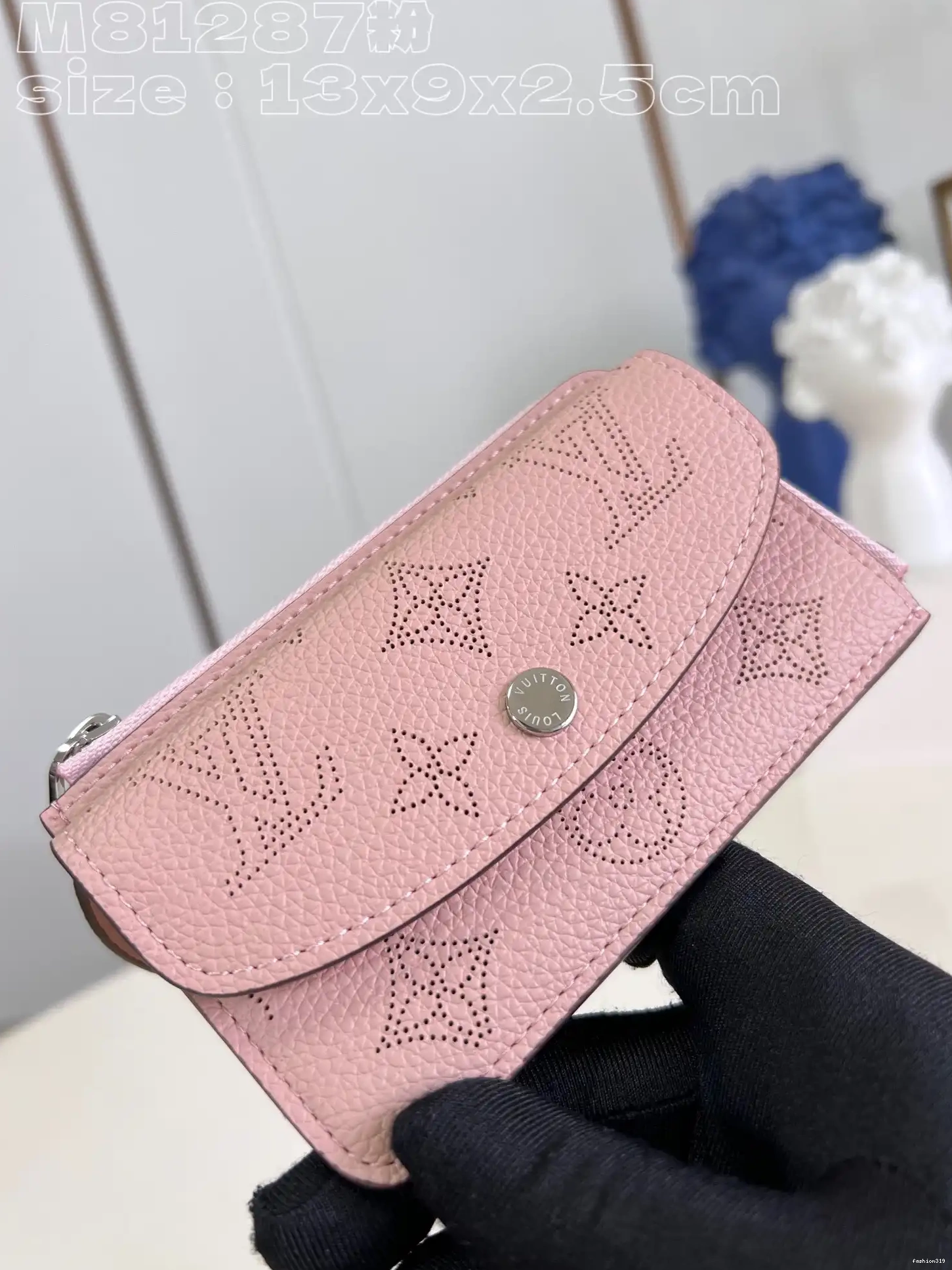 RECTO LOUIS VERSO HOLDER VUITTON CARD 0424